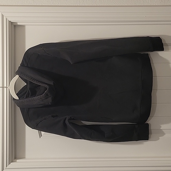 Patagonia Logo Hoodie! Good Used Condition! Size Medium. - Picture 4 of 5